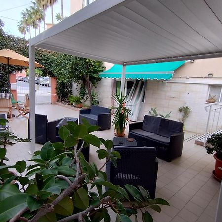 Hotel Della Piazzetta Varazze Buitenkant foto