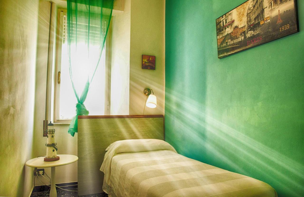 Hotel Della Piazzetta Varazze Buitenkant foto