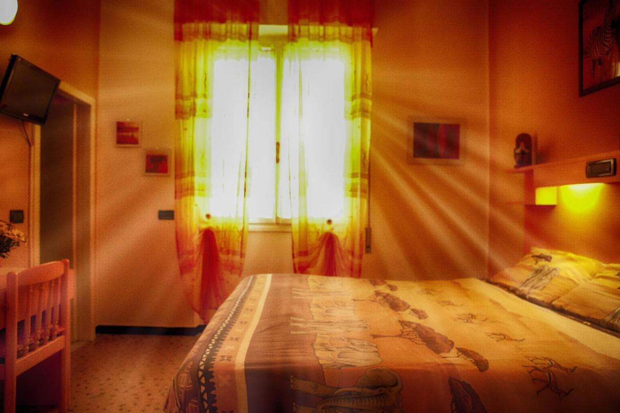 Hotel Della Piazzetta Varazze Buitenkant foto